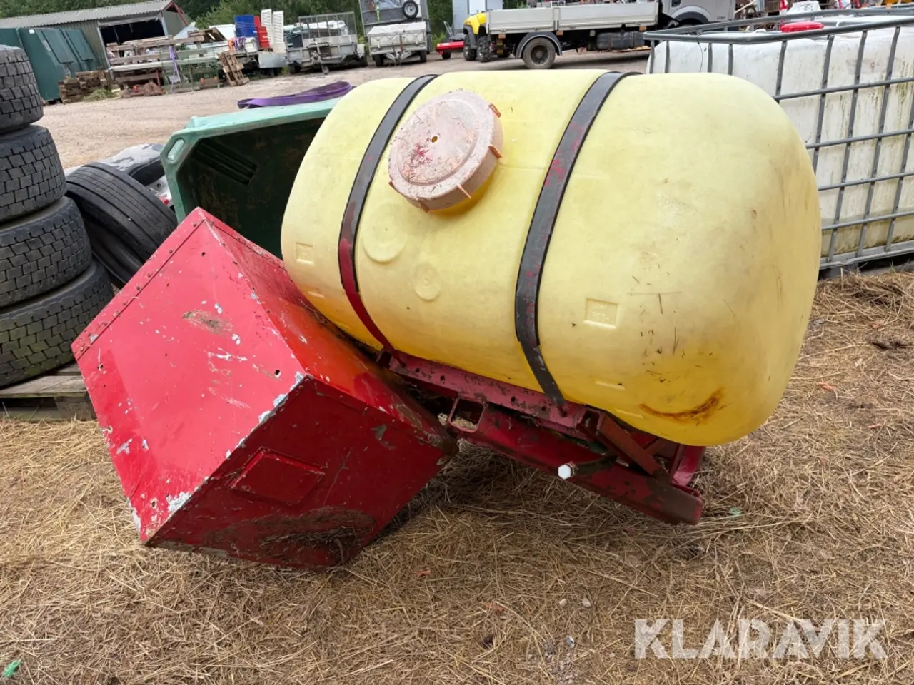Billede 1 - Front tank med kemiskab