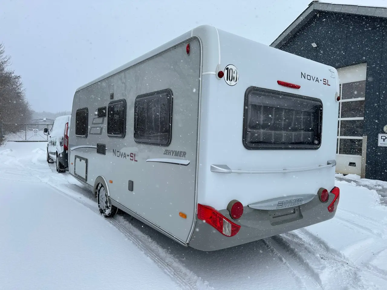 Billede 2 - Campingvogn Hymer Nova 545 Campingvogn