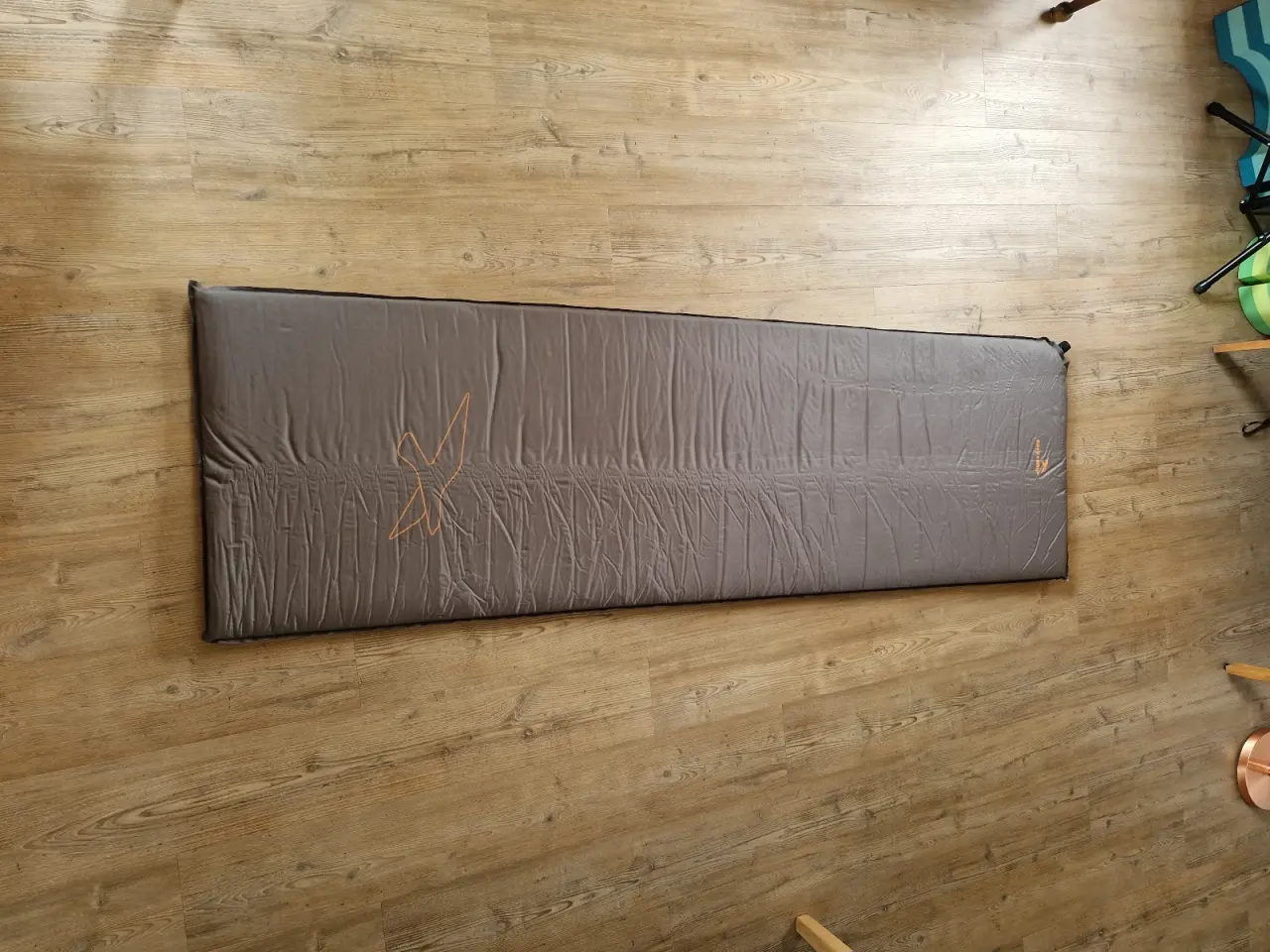 Billede 1 - 4,5 cm selvoppusteligt liggeunderlag fra Easy Camp