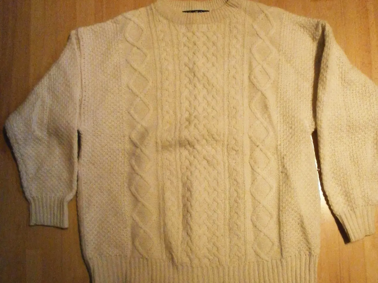 Billede 3 - Ny PULLOVER - Northern Classics - Hvid