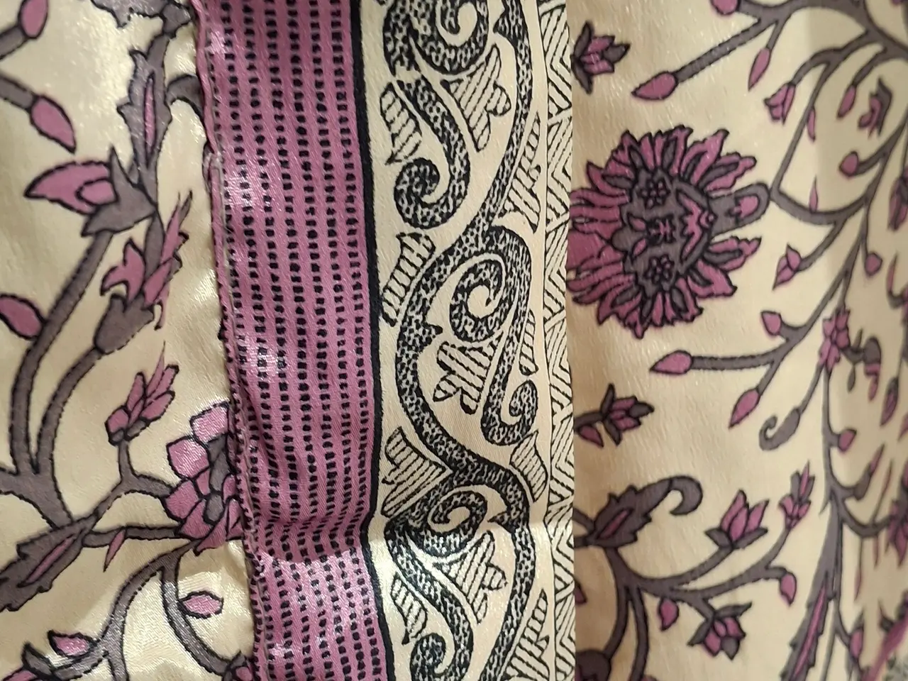 Billede 4 - Silkekimono i onesize