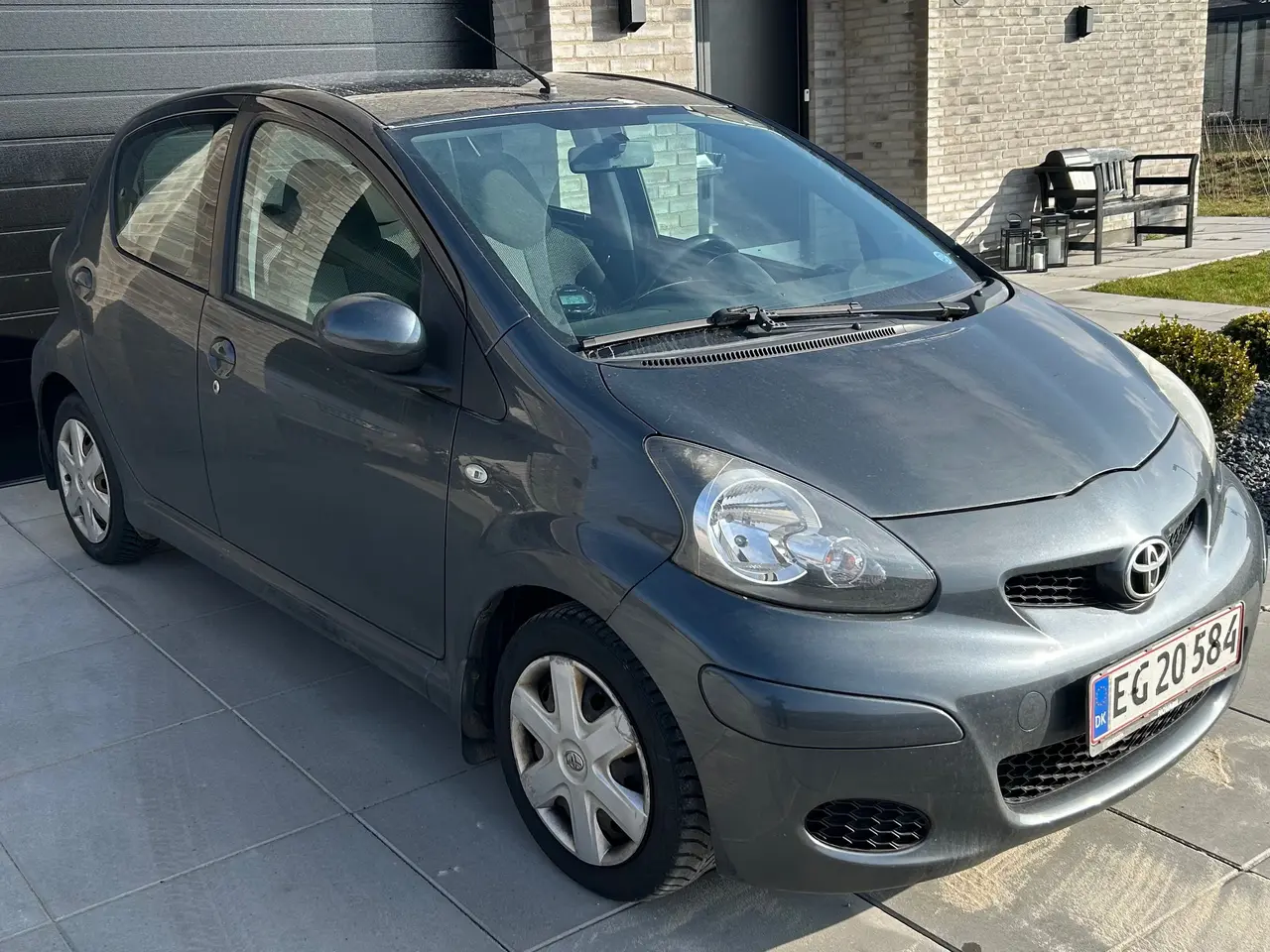 Billede 2 - Toyota Aygo 1.0 A/C - Kun 155.000 km - Syn 2027