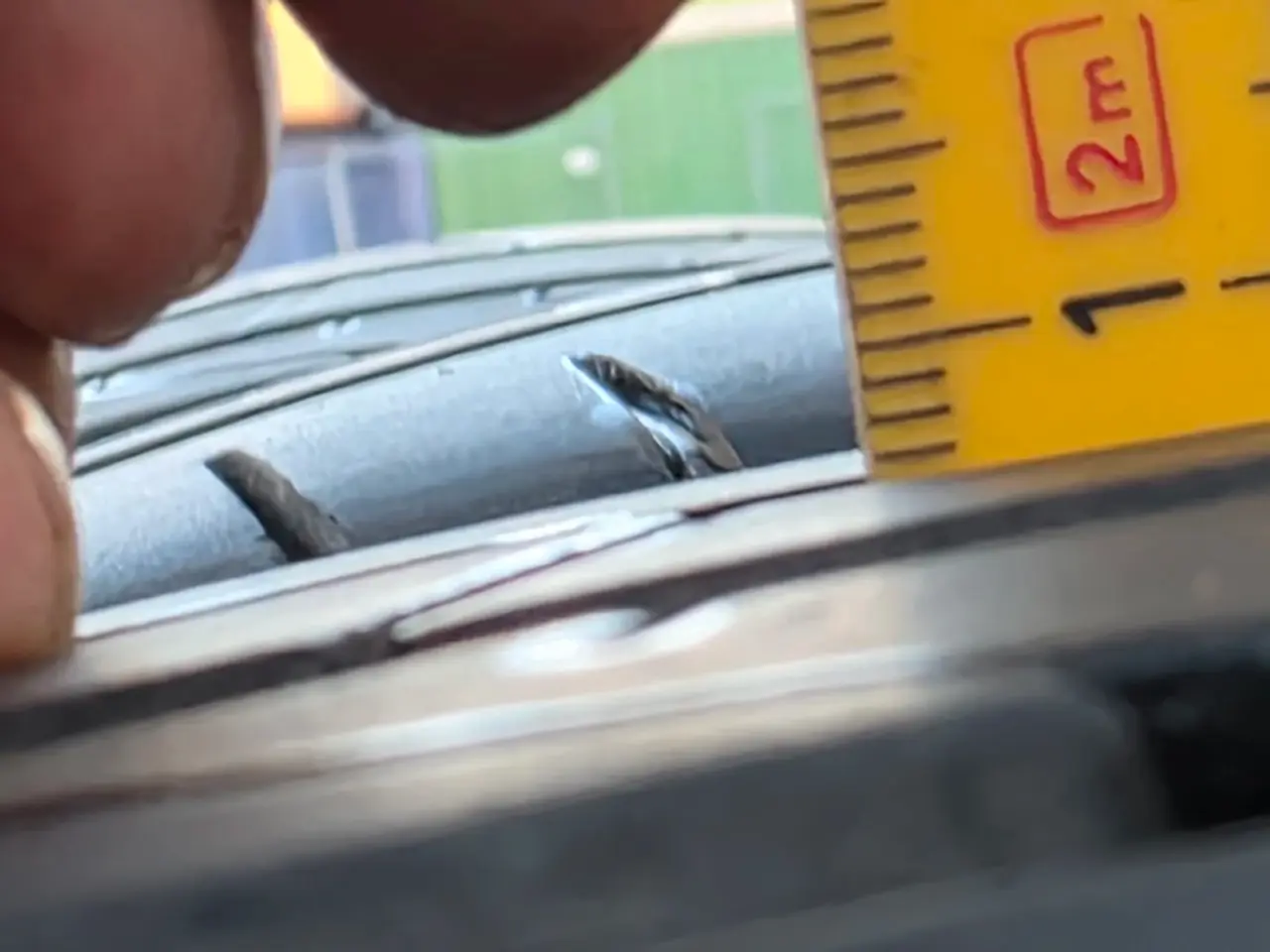 Billede 6 - Hankook sommerdæk 185/65 R15 , ca. 80% mønster