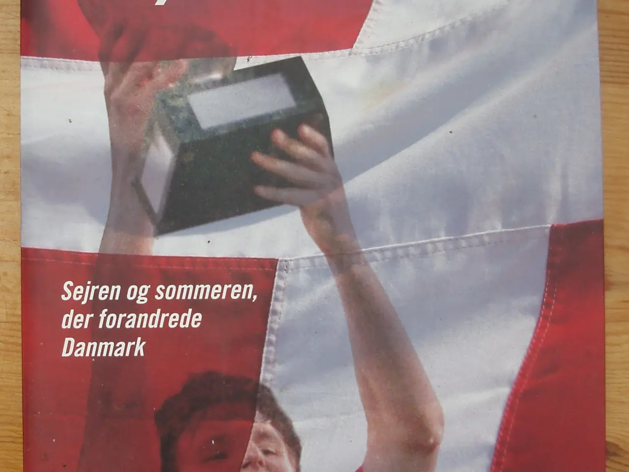 Billede 1 - Håndbold; Drømmeland, sejren og sommeren der