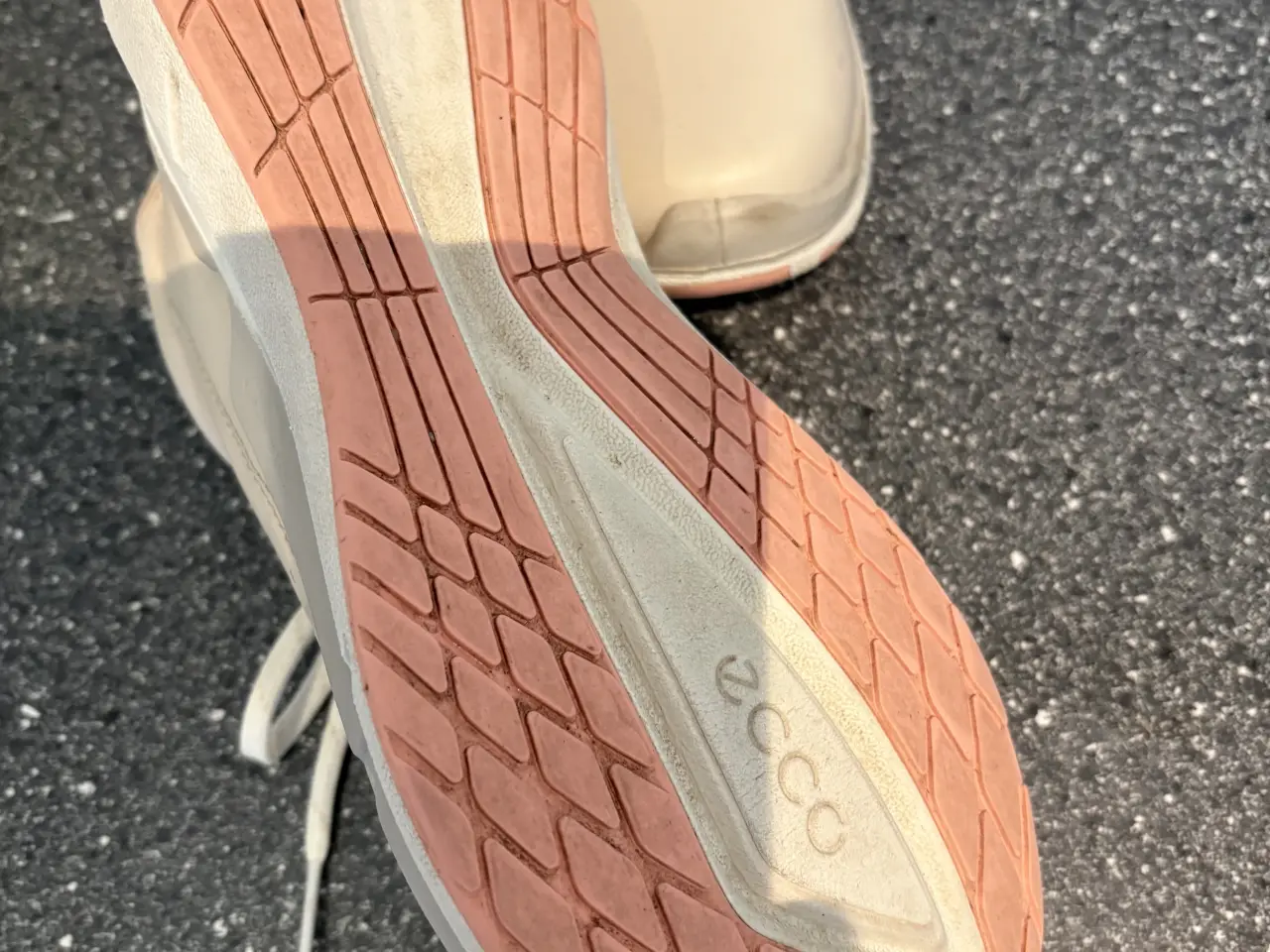 Billede 3 - Ecco Biom sko str 38