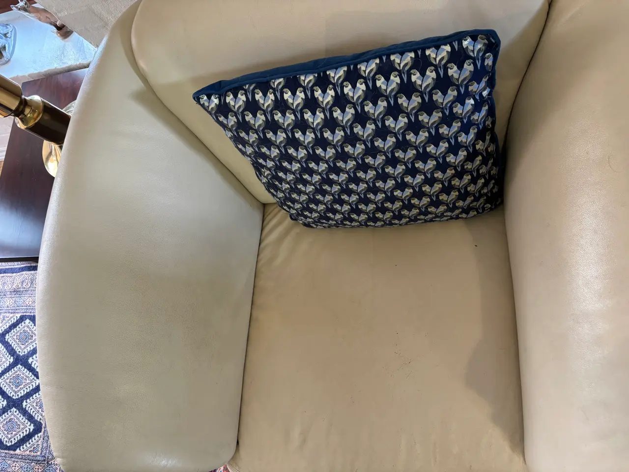 Billede 5 - Sofa sæt sælges i ægte læder. Farve beige.