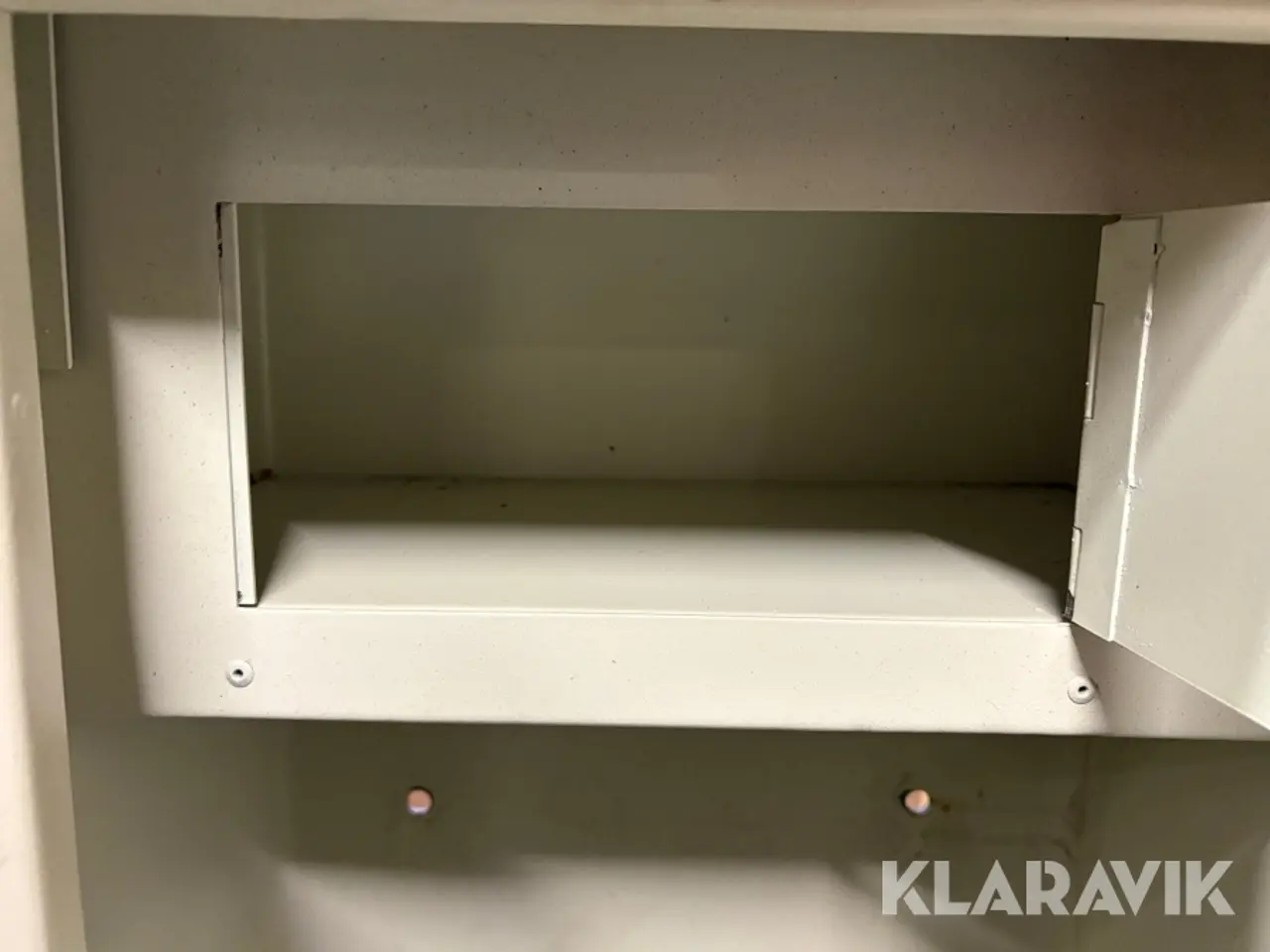 Billede 7 - Våbenskab