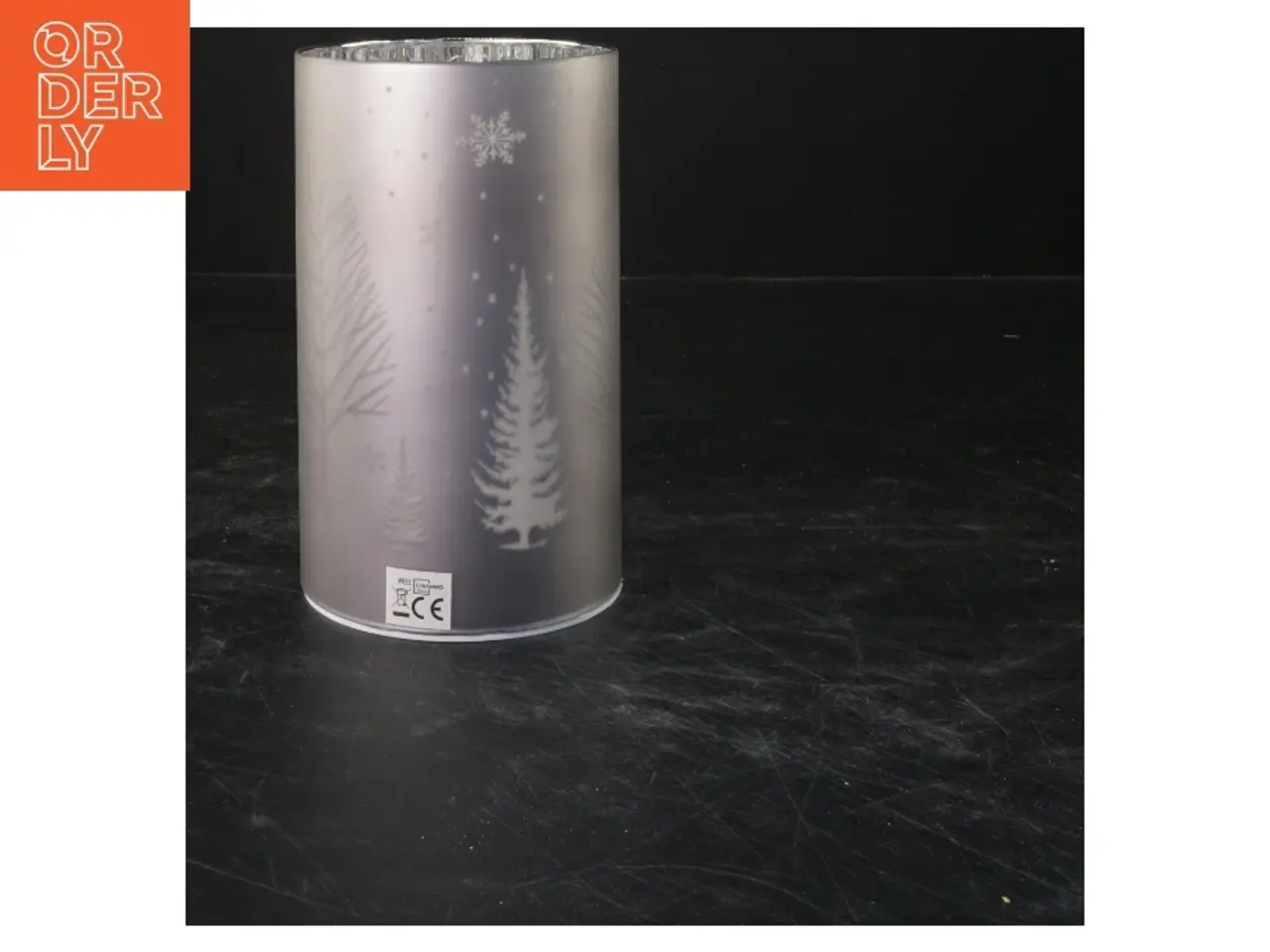Billede 1 - Cylindrisk lyslygte med LED lys (str. 15x9 cm)