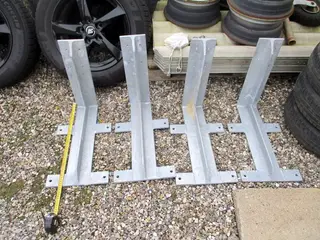 4 kraftige vinkelbeslag galvaniseret