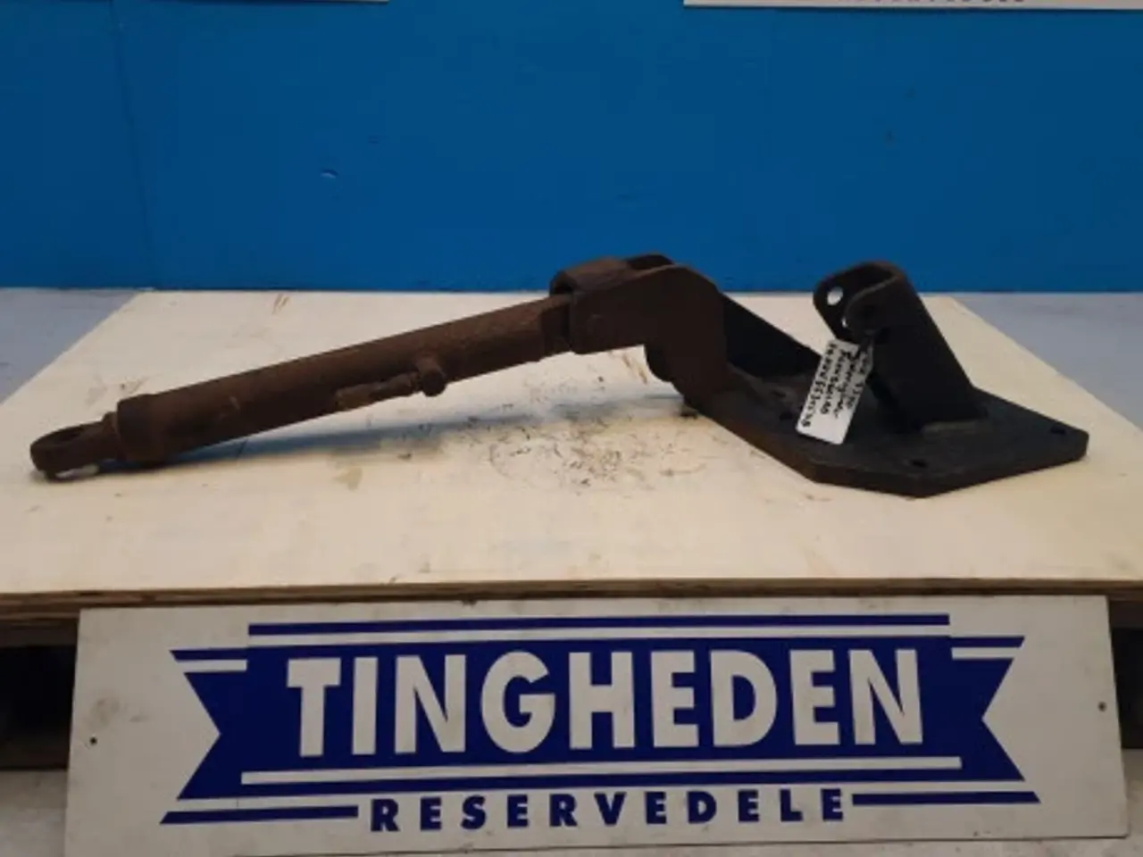 Billede 1 - Ford 7740 Hjælpcylinder F0NNE553CF11B