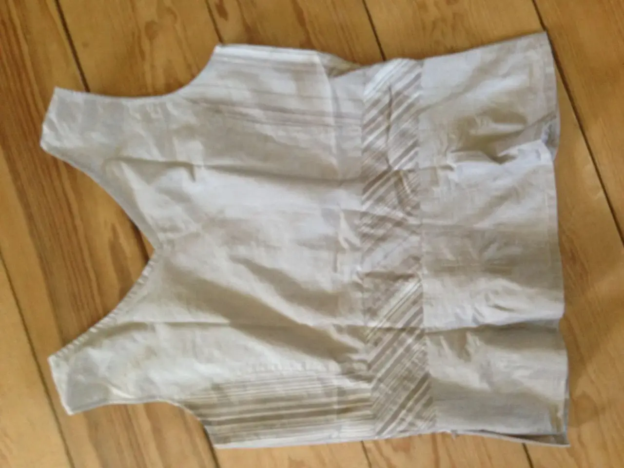 Billede 2 - Brandtex top str 40 - kr 30