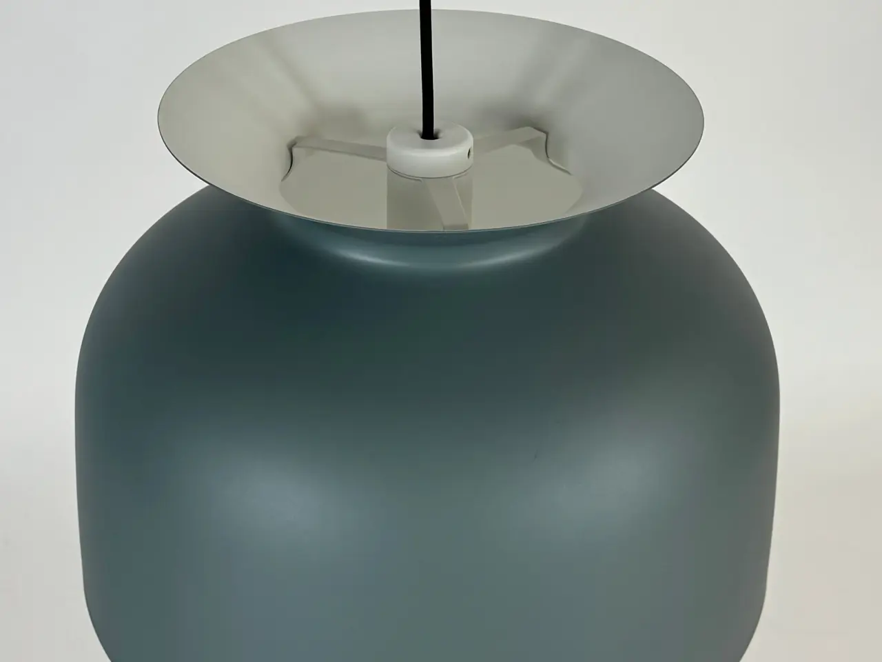 Billede 5 - GUBI Ronde Lampe – Grå Ø40 cm