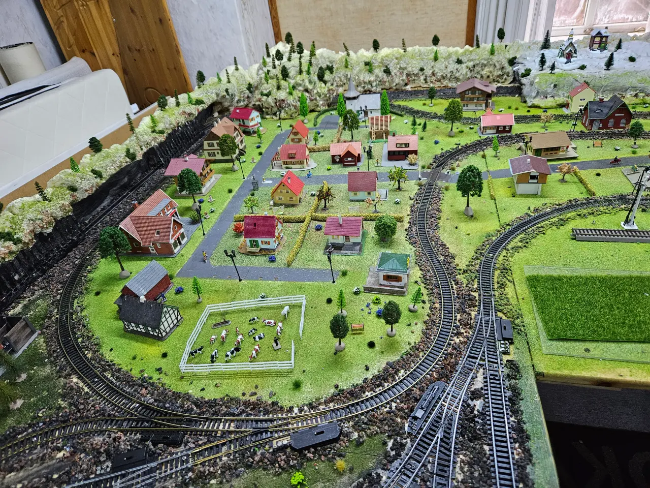 Billede 6 - mega modeltogbane i H0 analog Fleischmann, Roco og
