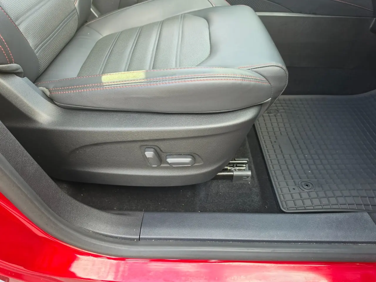 Billede 14 - Maxus Euniq6 70