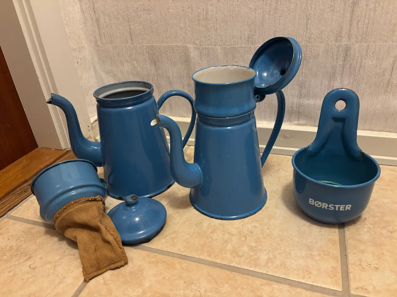Billede 1 - Madam Blå retro kaffekander og børsteholder