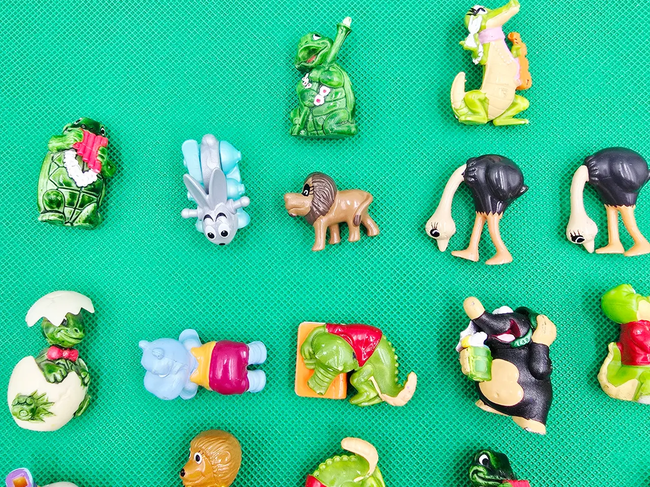 Billede 2 - 50 Stk. Kinder figurer