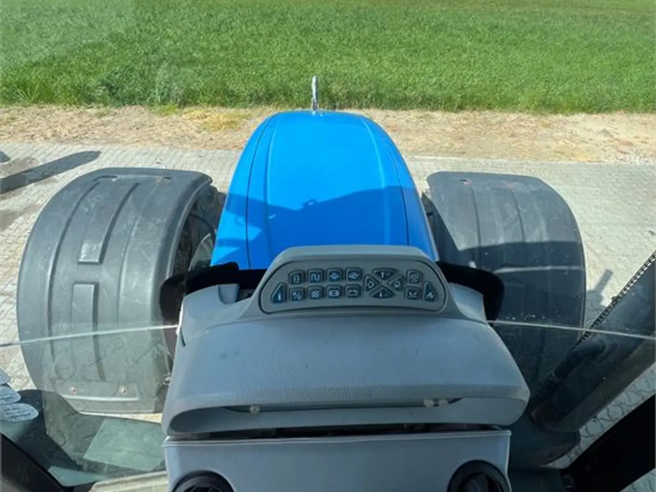Billede 31 - New Holland T6050 - Video!