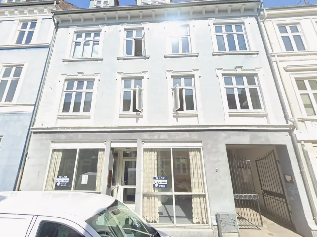 Billede 1 - Butikslokale/klinik til leje i Randers midtby.