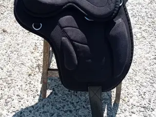 Expert bomløs pony sadel