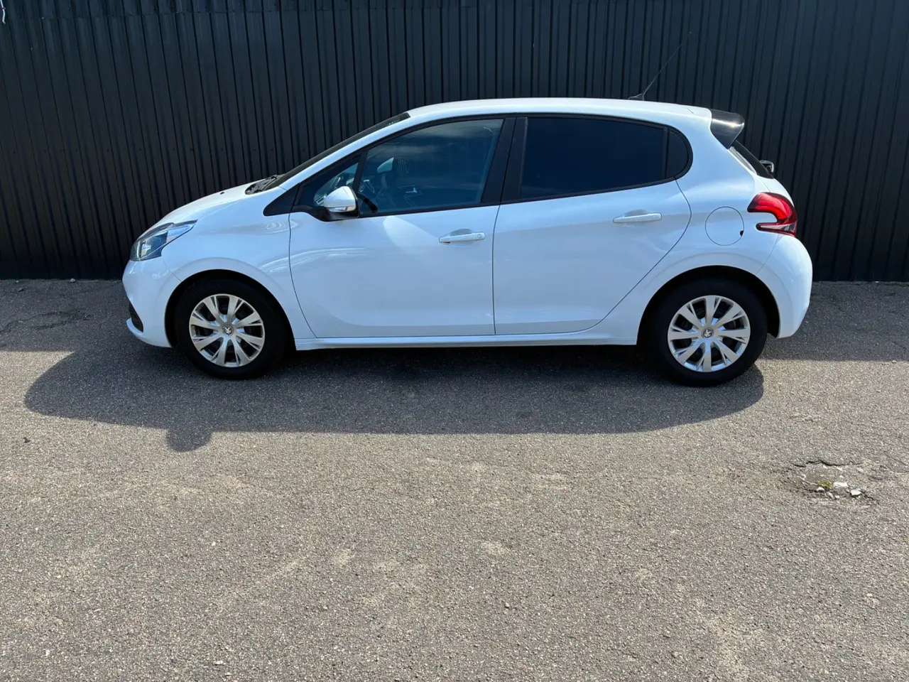 Billede 1 - Peugeot 208 1,6 BlueHDi 100 Active