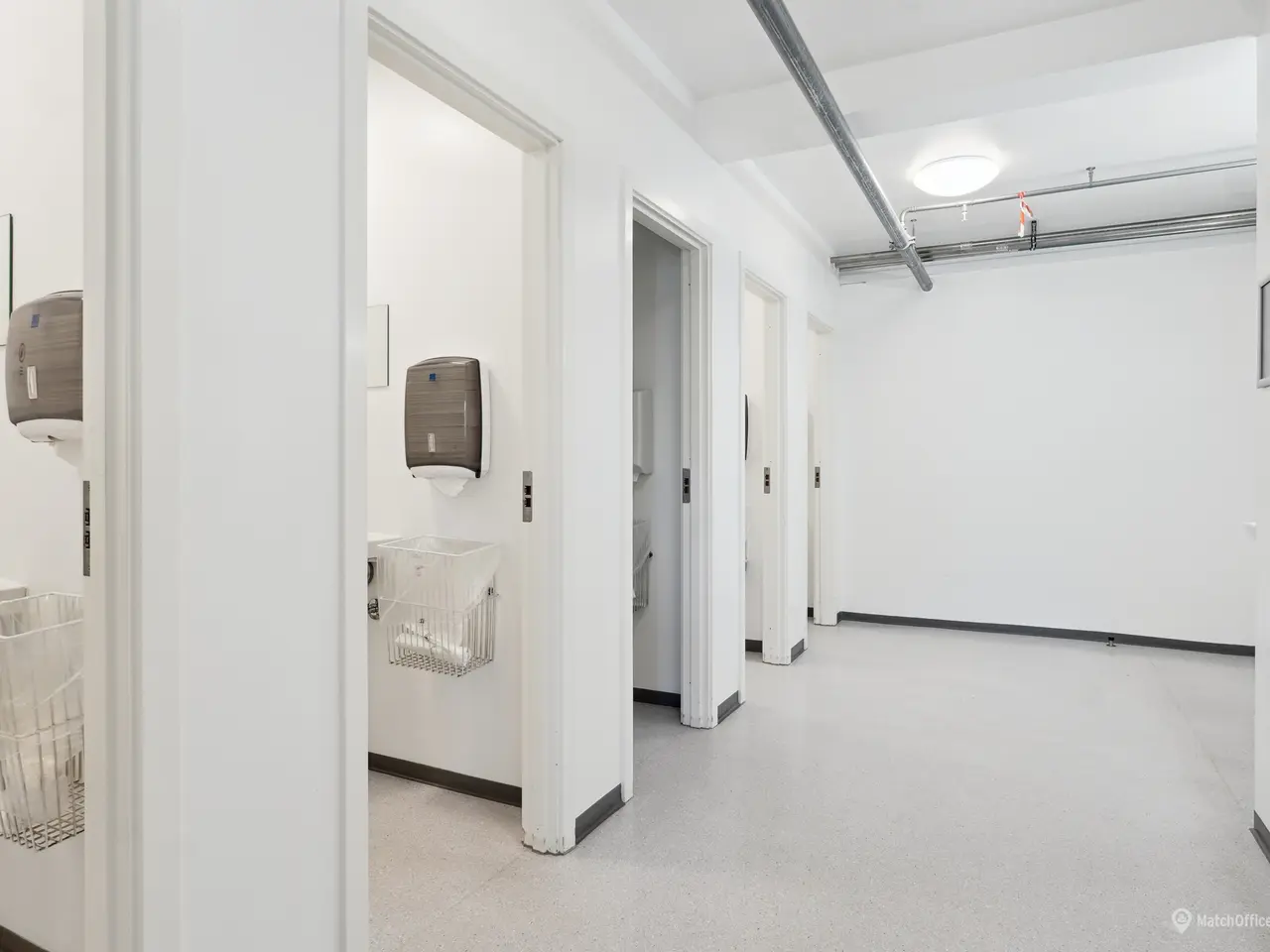 Billede 23 - Lager-og kontorlokaler med indhegnet gårdareal