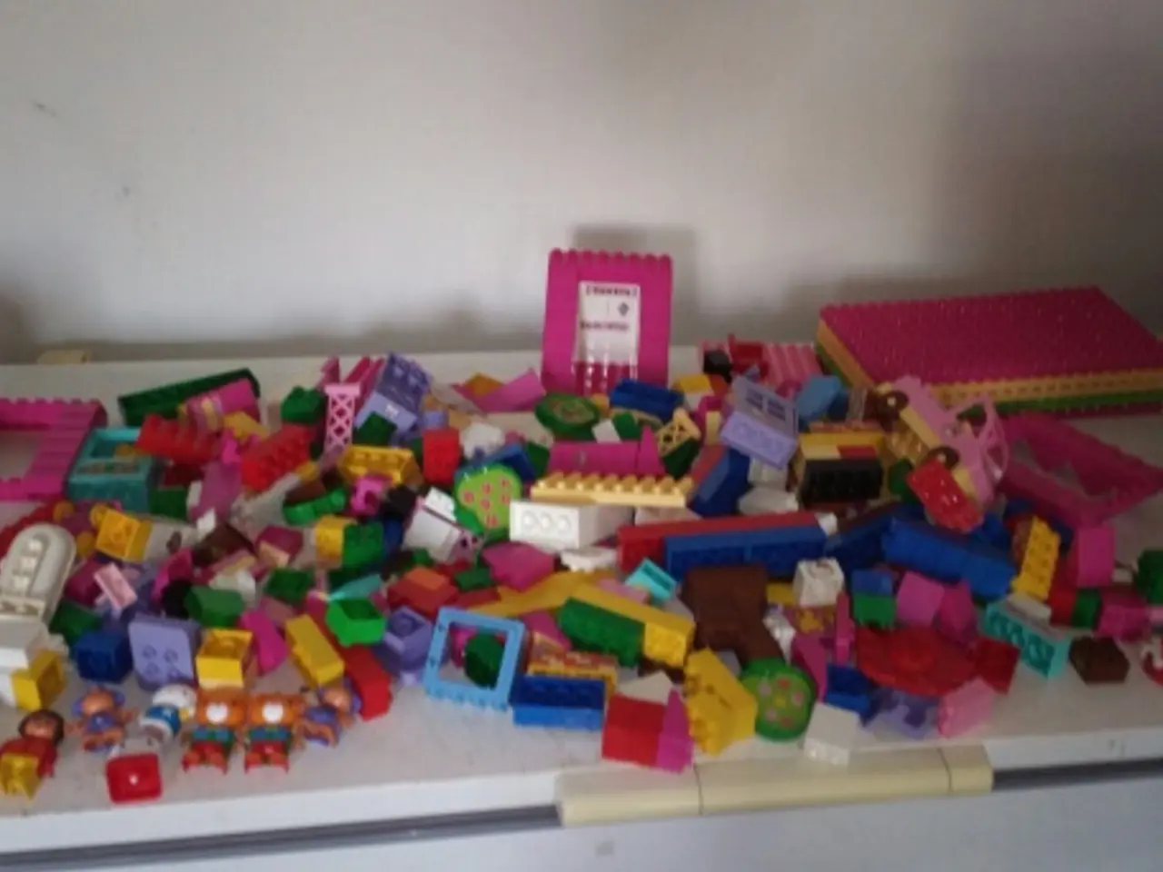 Billede 1 - Div hallo kitty lego store klodser