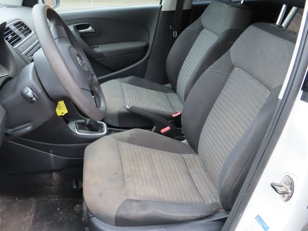 Billede 8 - Varebil VOLKSWAGEN Polo Van 1.6 TDI 90 hk (Årg. 2011)