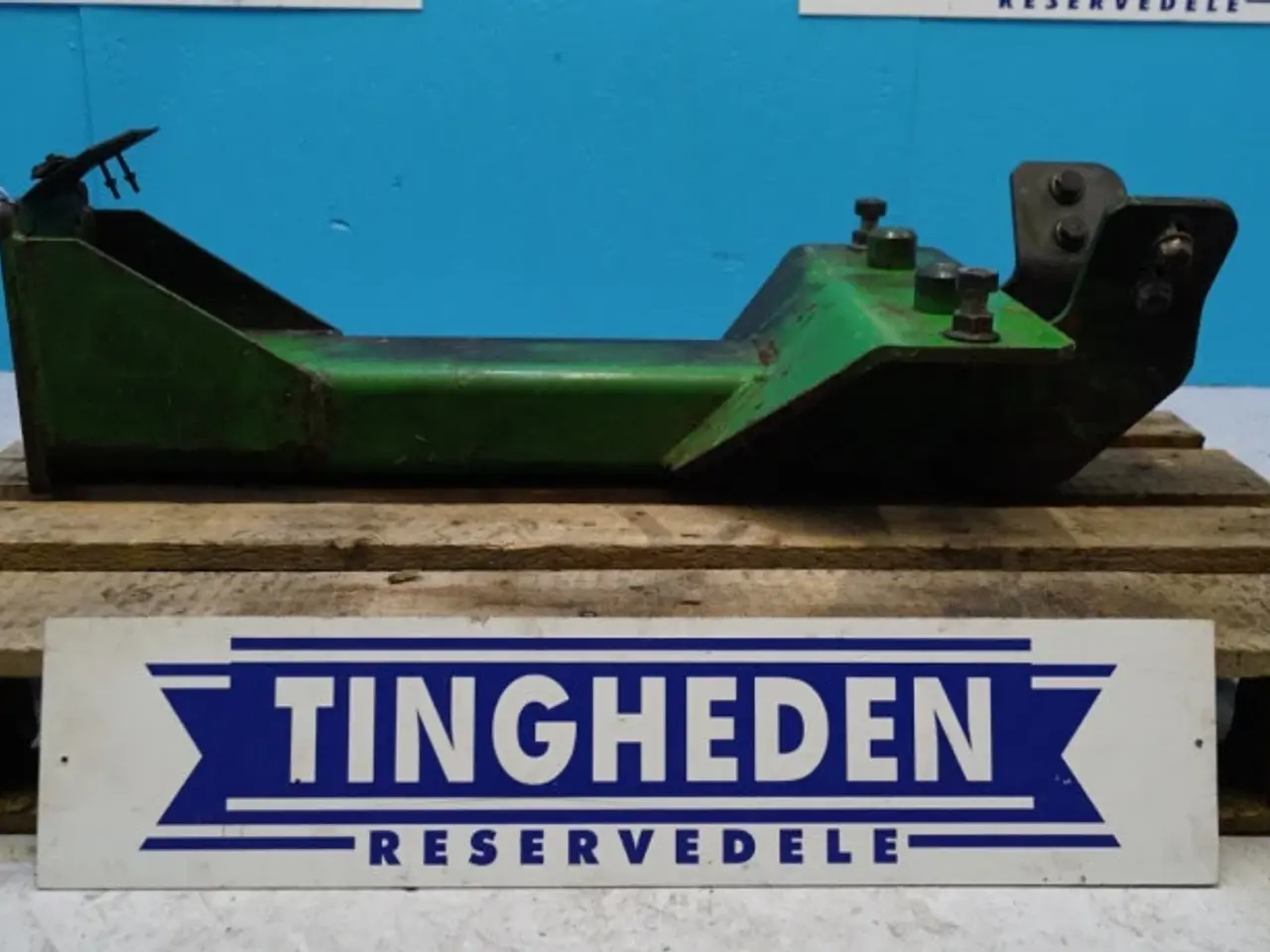 Billede 2 - John Deere 9780 Hitch Support AZ71402