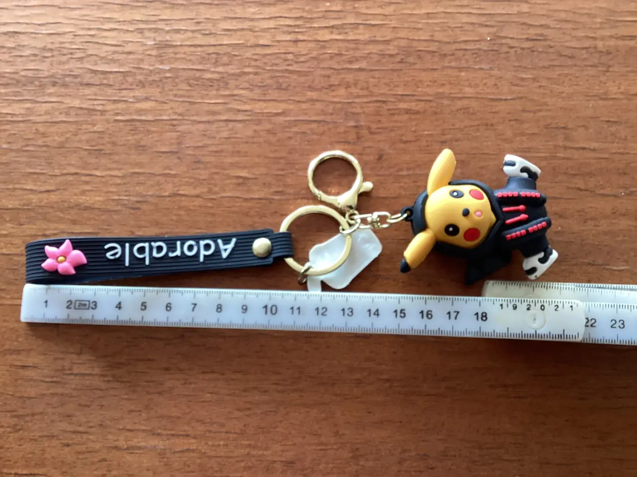 Billede 8 - Pokemon nøglering og 2 pins