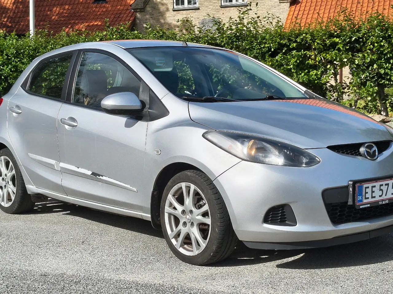 Billede 1 - Ny synet Mazda 2 1,3 sælges byd