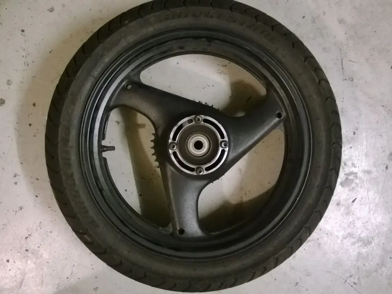 Billede 2 - GS 500 F bagfælg 1200 km