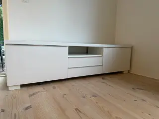 TV skænk - Ikea  mrk. BESTÅ