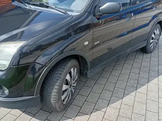 Suzuki Ignis 1.3 . Lav kilometer