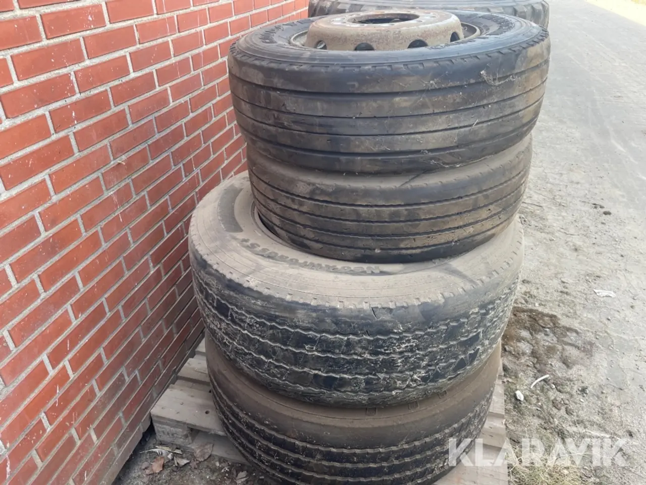 Billede 4 - Lastbilsdæk Goodyear 4 styk
