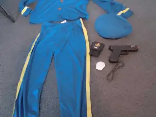 Politi kostume 7 dele Str 14o