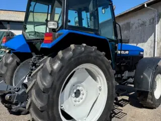 Ekstrem velholdt New Holland traktor
