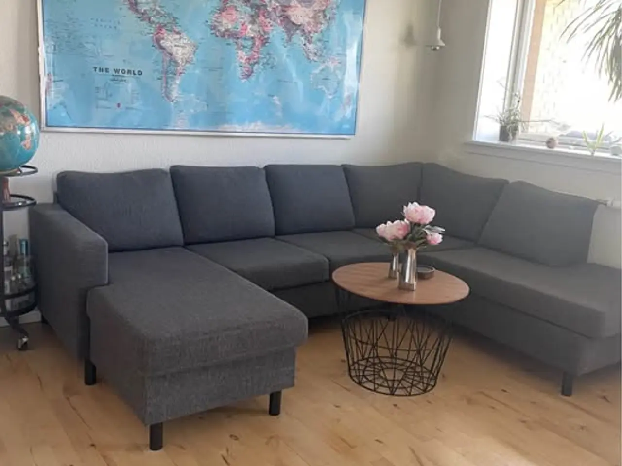 Billede 1 - Velholdt chaiselong sofa med to chaiselonger.