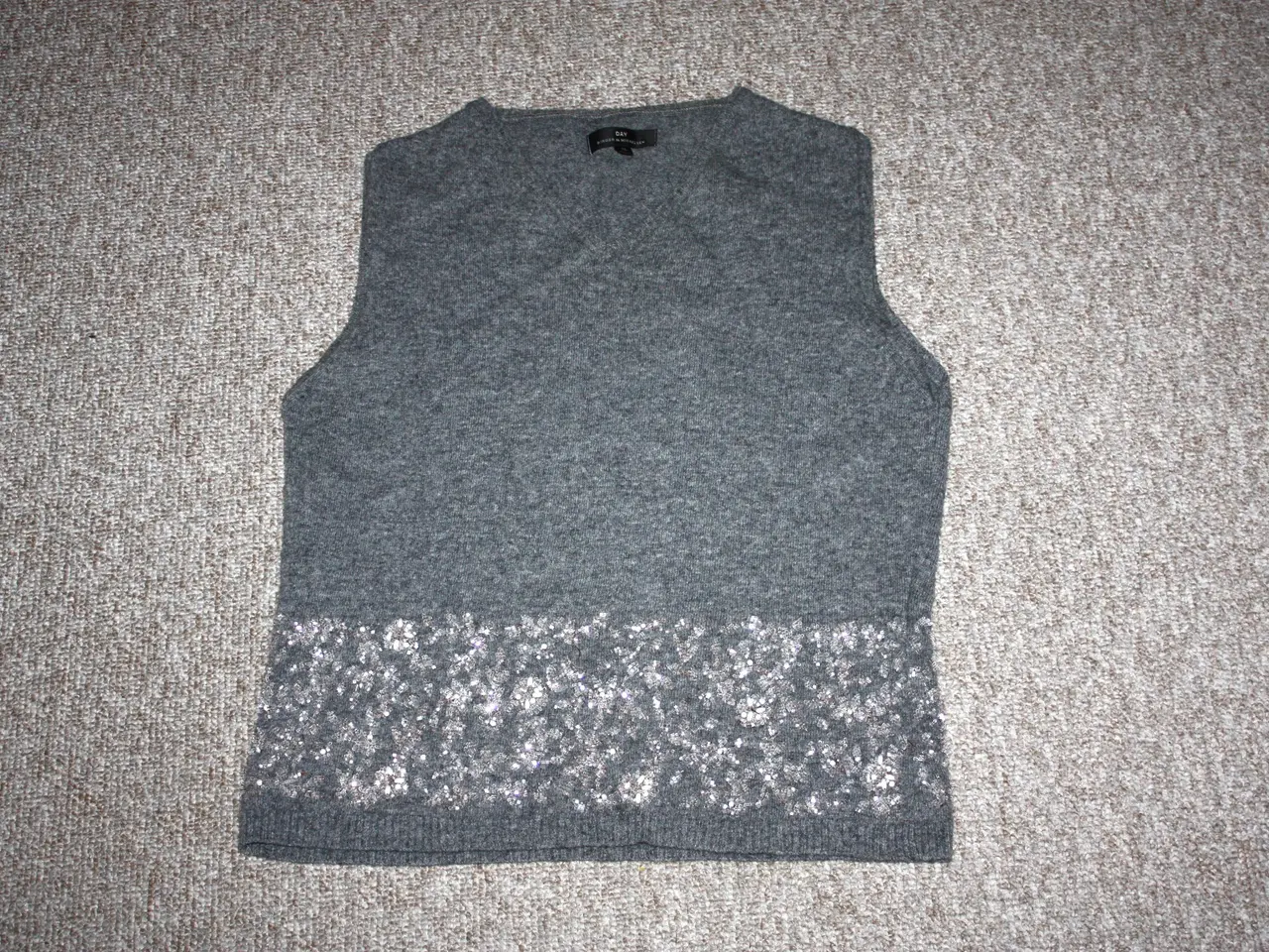 Billede 1 - Vest fra DAY Birger et Mikkelsen str. XL (L/M)
