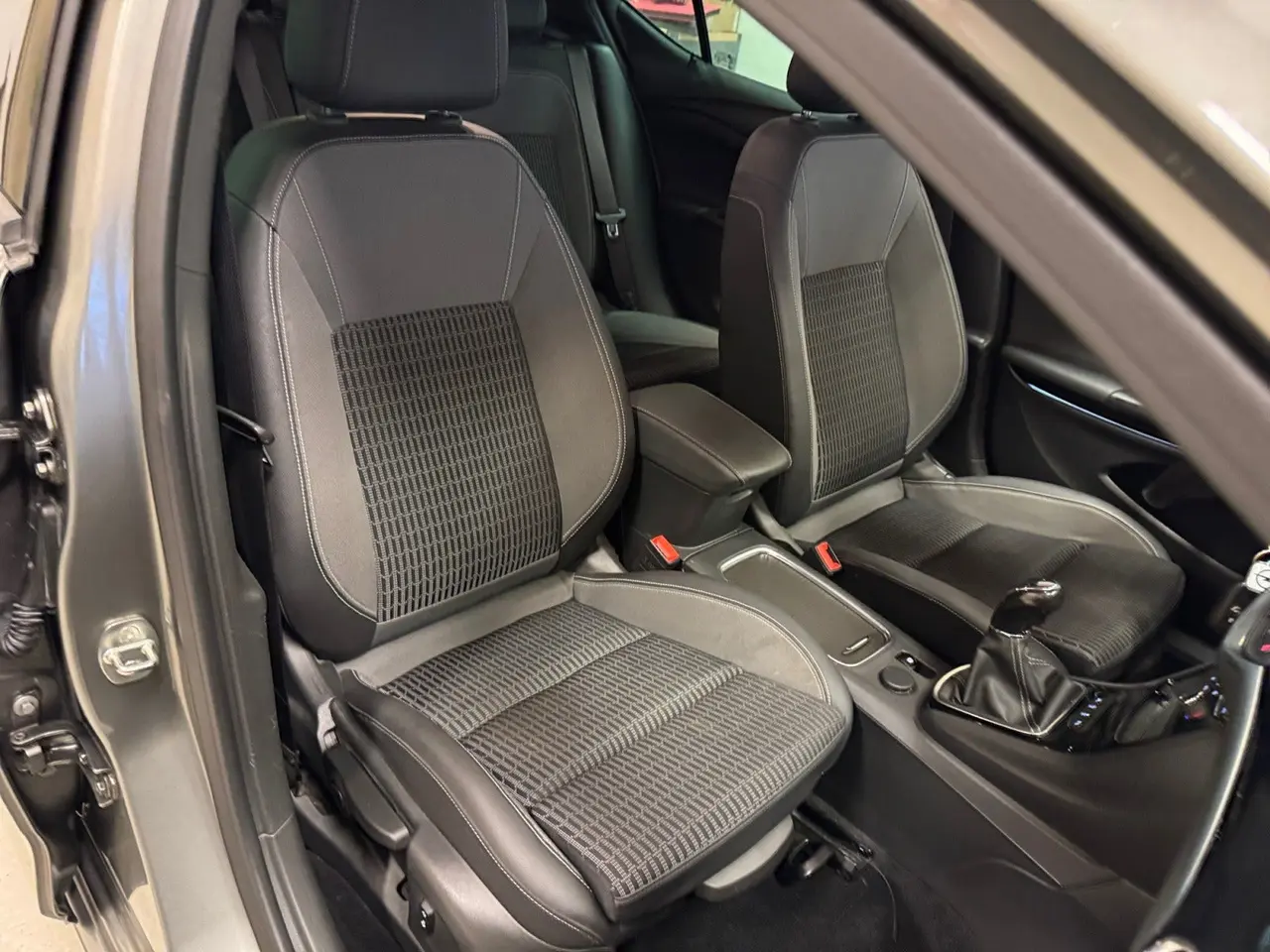 Billede 13 - Opel Astra 1,2 T 110 Elegance