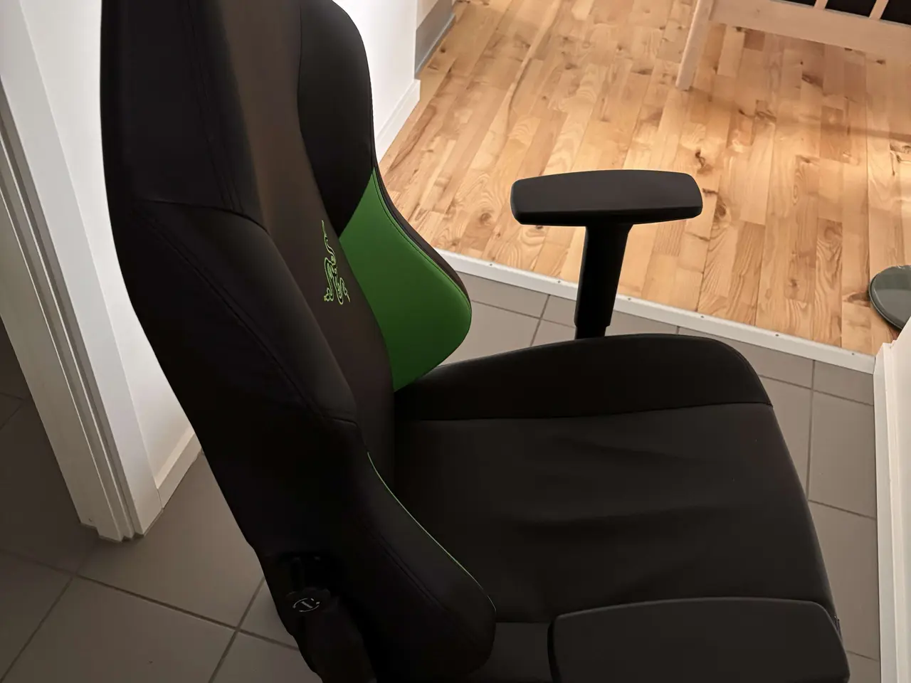 Billede 1 - Razer TAROK Ultimate Gaming Stol