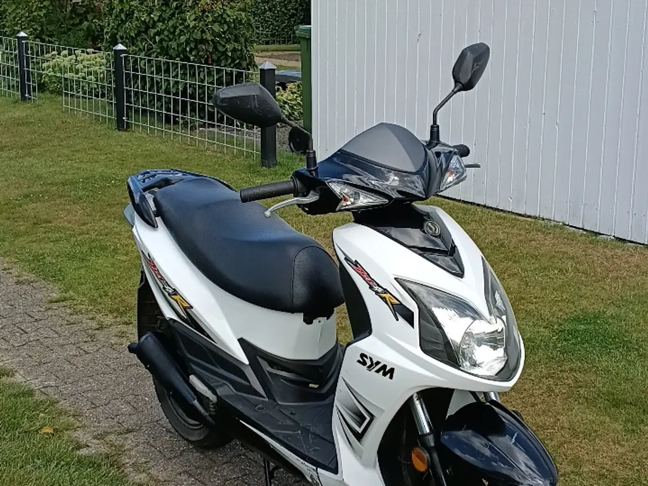 Billede 3 - Sym jet r 50 2 Taks lille knallert