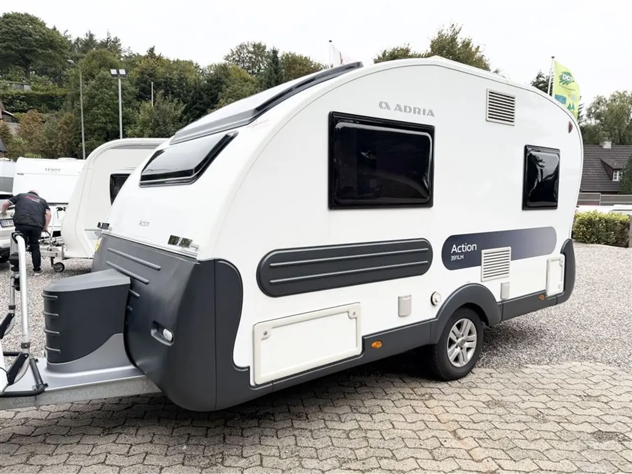 Billede 4 - 2020 - Adria Action 391 LH Enkeltsenge-Lamel-Variofyr-Gulvtemp.-Solcelle