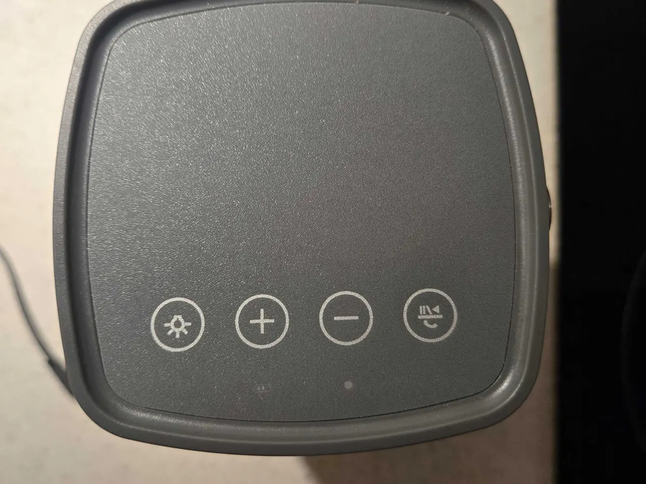 Billede 8 - Lækker højtaler med flot lys og bluetooth forbinde