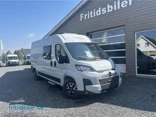 2026 - RoadCar R 601 140 Hk Roadcar R601 med 4 soverpladser med køjer den ultimative lille familie campervan
