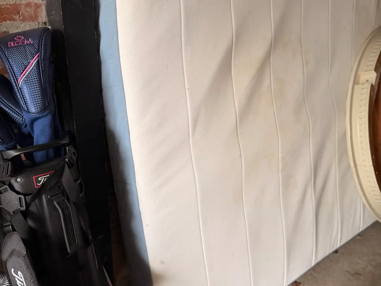Billede 2 - Madrass 200x140 Gratis