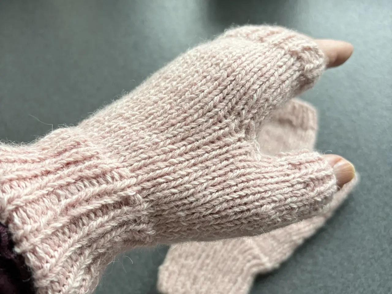 Billede 4 - Fingerløse handsker i  merino/alpaca
