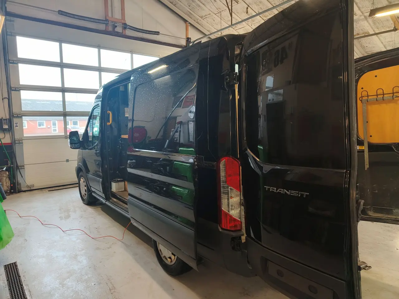 Billede 3 - Ford Transit 2,0 170 HK Udlejning