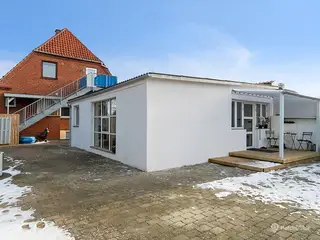Attraktivt og alsidigt udhus til leje – 63 m² – centralt i Taastrup