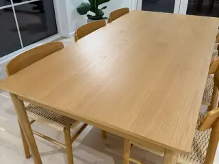 Spisebordsæt fra jysk