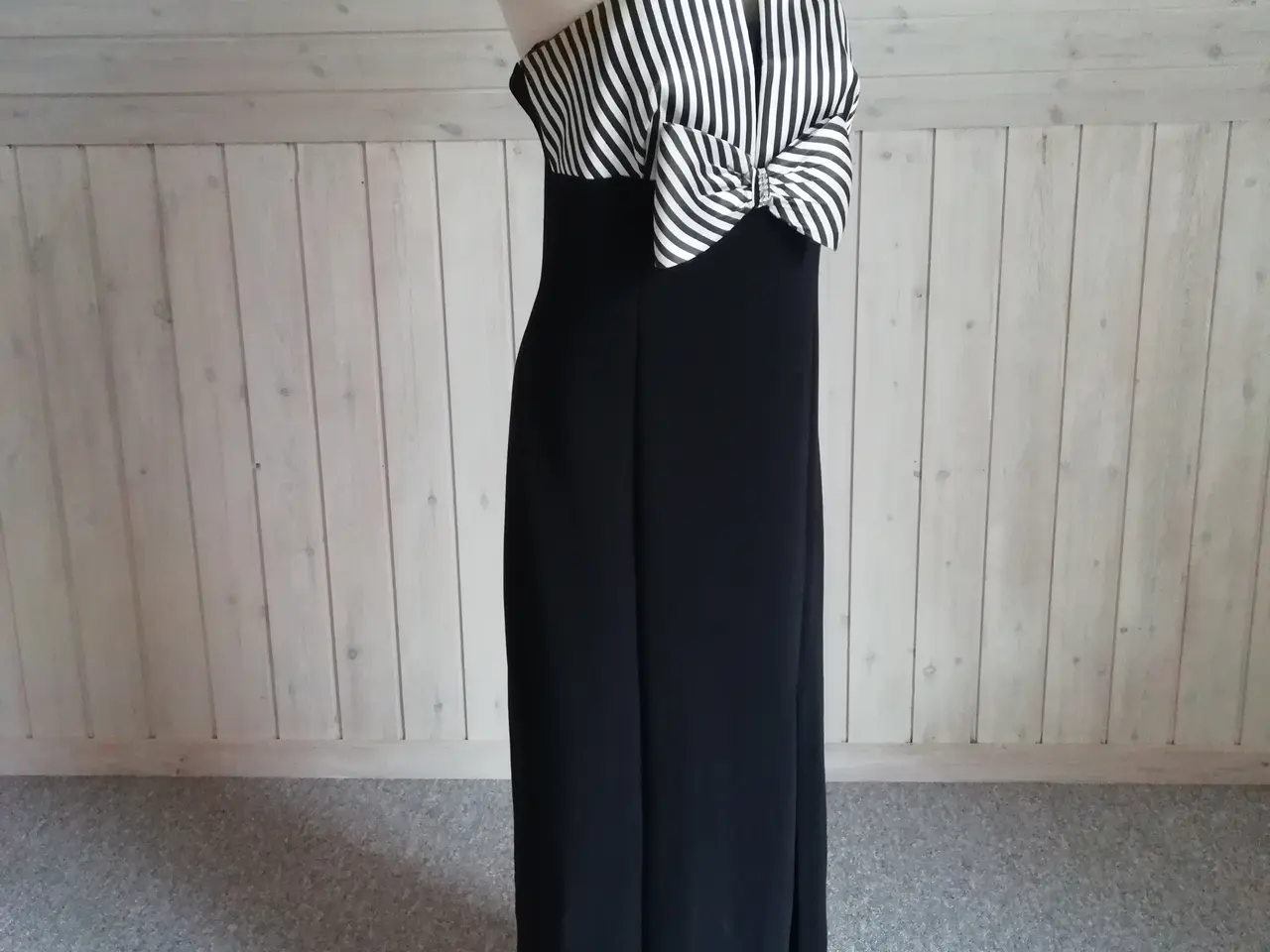Billede 2 - Flot elegant gallakjole